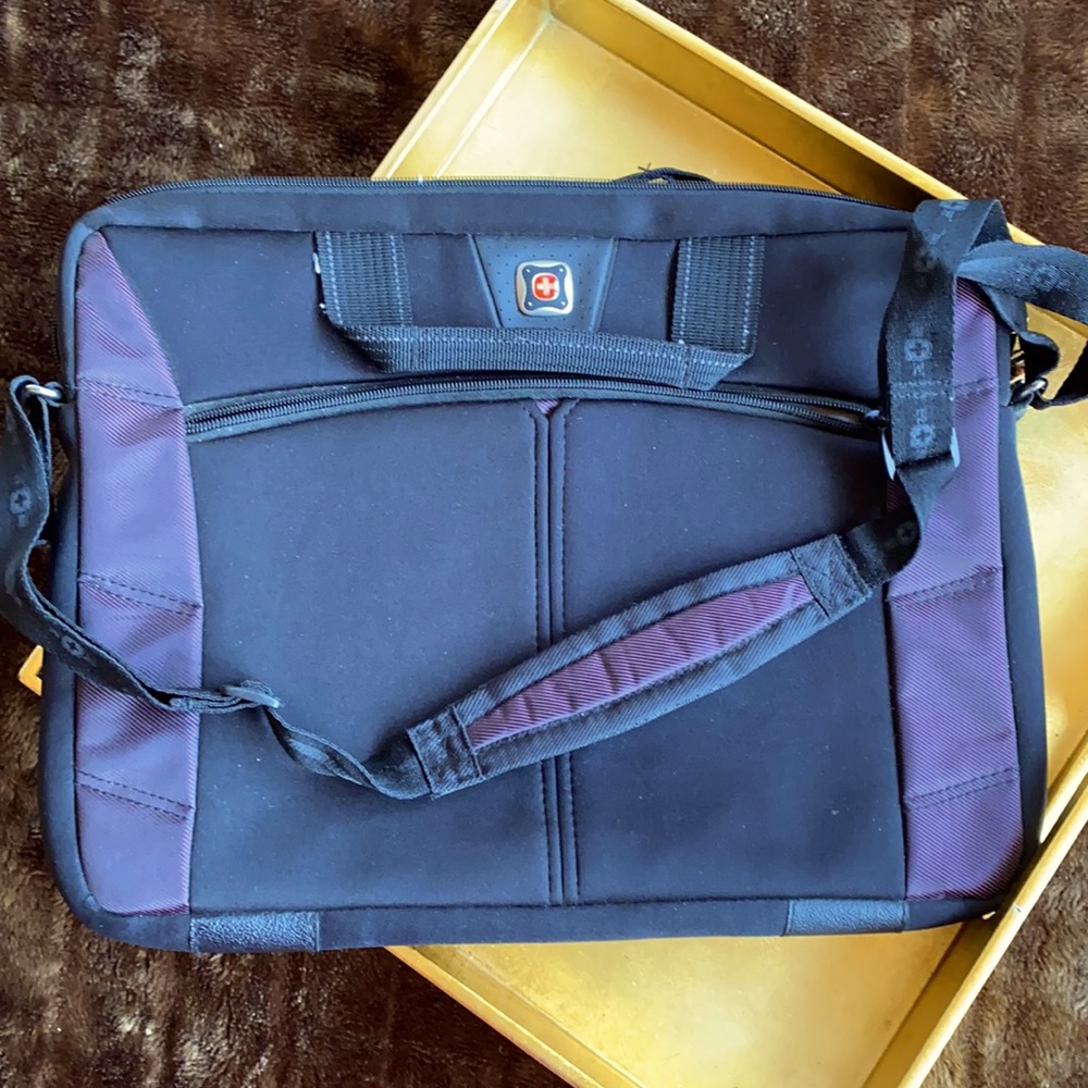 Swiss Gear‎ Black Neoprene Padded Computer Tote